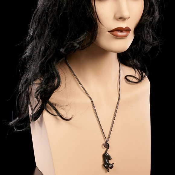 Alchemy Gothic Black Cat Sith Pendant Red Crystal Eyes NWT - Picture 4 of 4